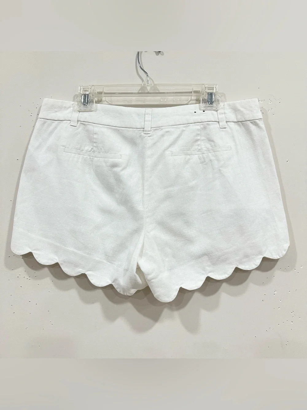 J Crew Women’s Linen Cotton Shorts Scalloped Hem White Pockets Sz 12 Resort